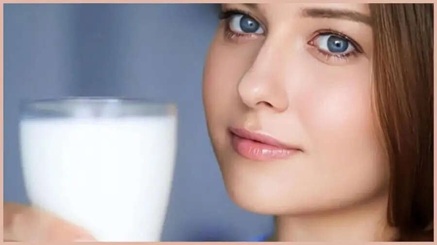 Skin Care Tips-&nbsp;इन लोगो को भूलकर भी नहीं लगाना चाहिए चेहरे पर कच्चा दूध, बढ़ सकती हैं परेशानियां