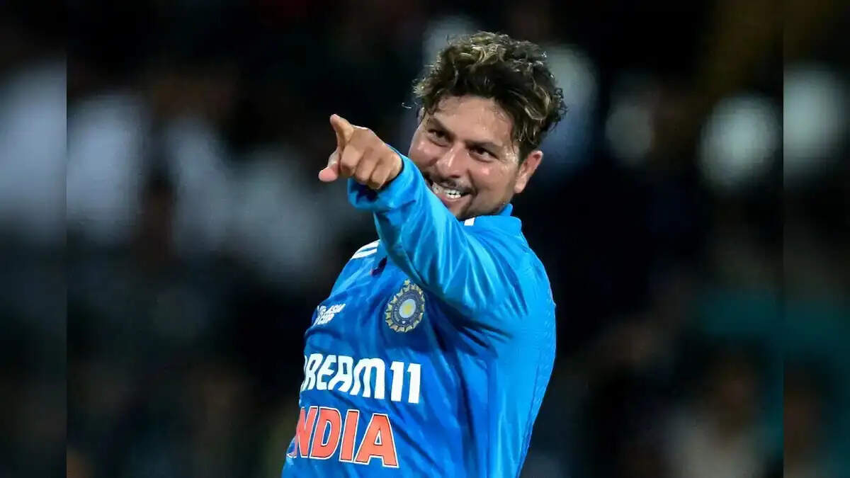 Sports News- भारतीय गेंदबाज जिनका रिकॉर्ड दुबई के पिच पर हैं बेजोड़, जानिए इन बॉलर के बारे में
