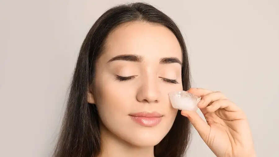 Skin Care Tips-&nbsp;चेहरे पर आइश क्यूब लगाने से मिलते हैं कई स्कीन फायदे, जानिए इनके बारे में