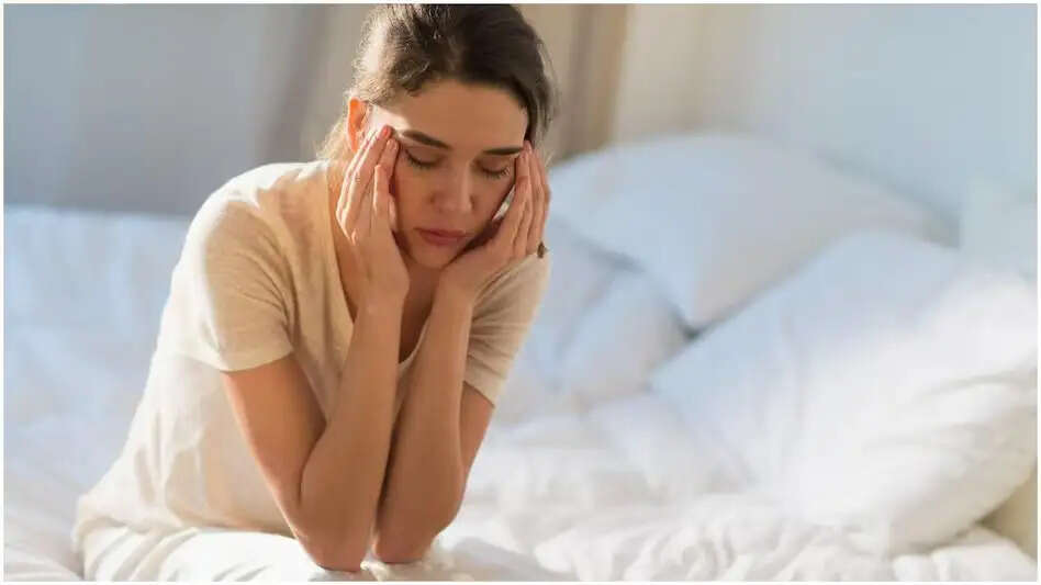 Health Tips- क्या लंबी शिफ्ट के बाद सिरदर्द हो रहा हैं, जान लिजिए छुटकारा पाने के आसान उपाय