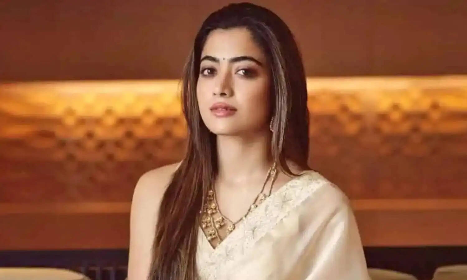Entertainment News- साउथ की यह एक्ट्रेस लेती हैं सबसे ज्यादा फीस, जानिए इनके बारे में