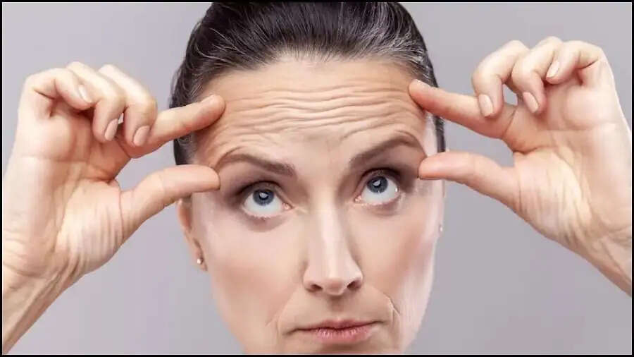 Skin Care Tips-  क्या कम उम्र में ही लटक गया हैं चेहरा, तो अपनाएं ये टिप्स
