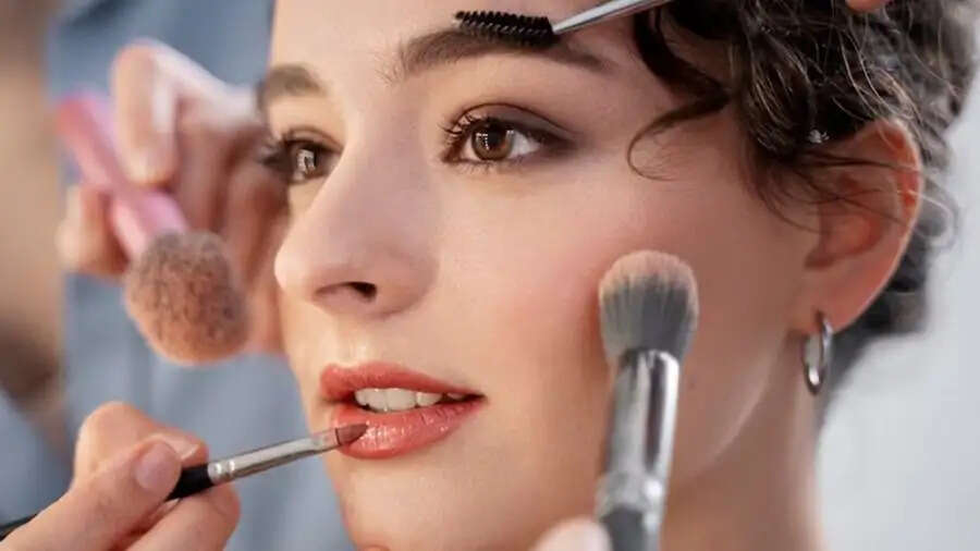 Make-Up Tips-&nbsp;सर्दियों मेकअप करते समय भूलकल भी ना करें ये गलतियां, जानिए पूरी डिटेल्स