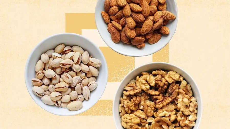Health Tips- स्वास्थ्य के लिए कौनसा नट सही है, पिस्ता या बादाम