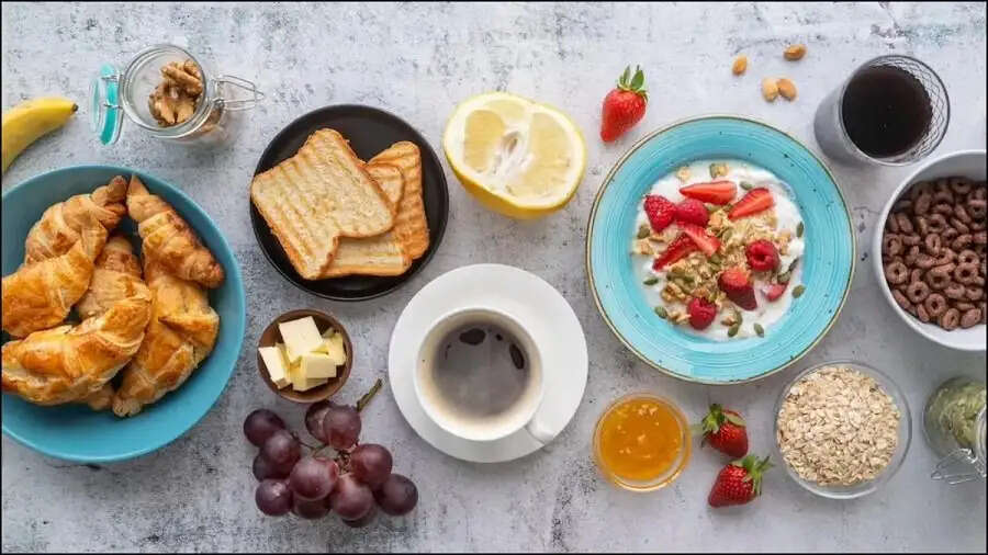 Health Tips- खाली पेट भूलकर भी नहीं करना चाहिए इन चीजो का सेवन, जानिए इनके बारे में