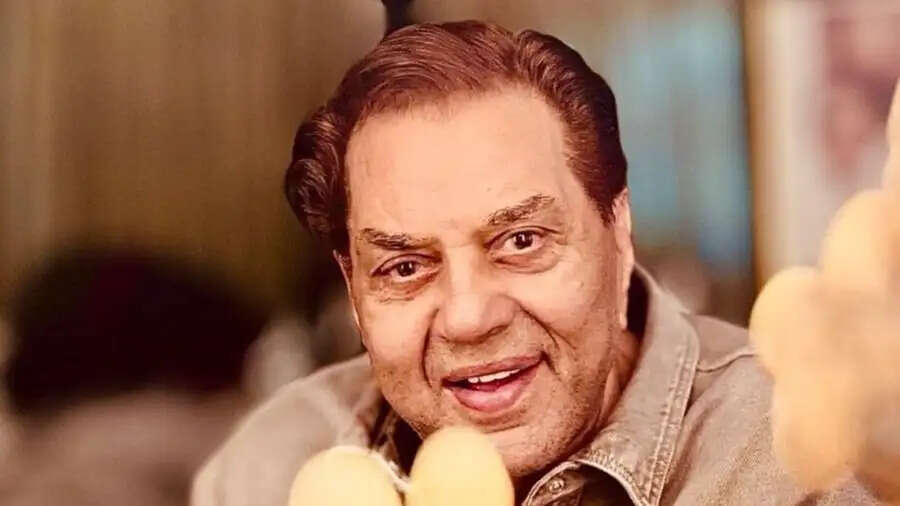 Entertainment News- बॉलीवुड जिन्होनें दी हैं सबसे ज्यादा हिट फिल्में, जानिए इनके बारे में