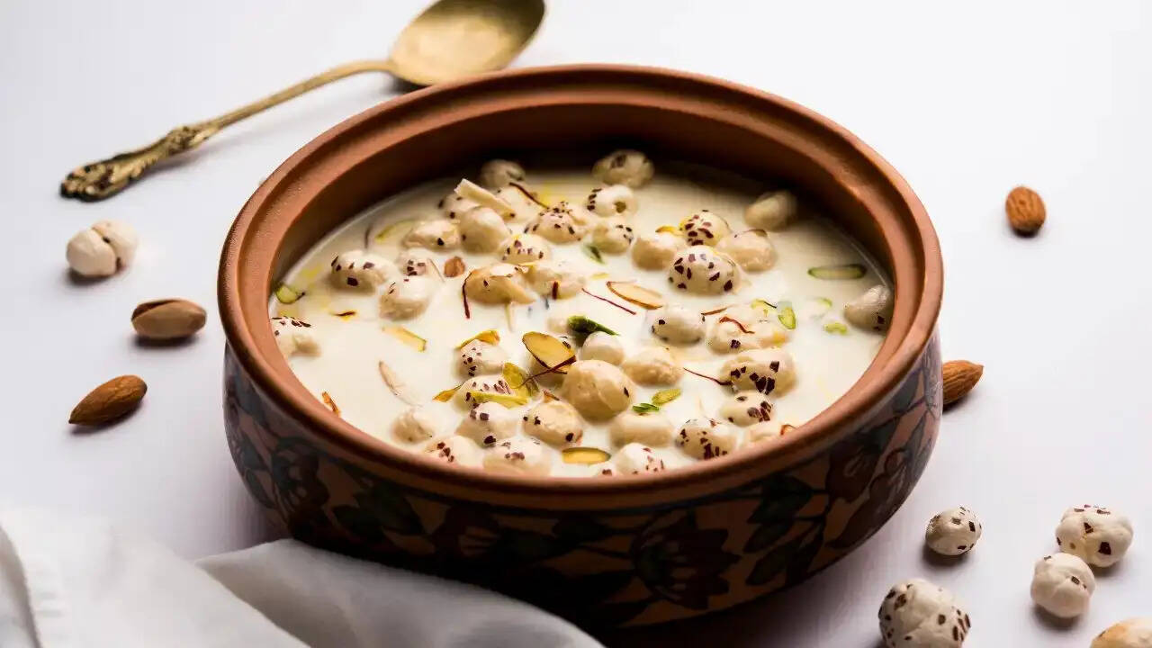 Health Tips- पुरुषों के लिए किसी वरदान से कम नहीं हैं मखाना, जानिए कैसे करना हैं सेवन