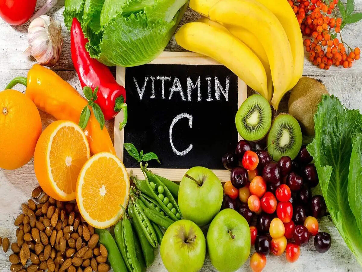 Health Tips- गर्मियों में इन फलों का करें सेवन, विटामिन सी से होते हैं भरपूर