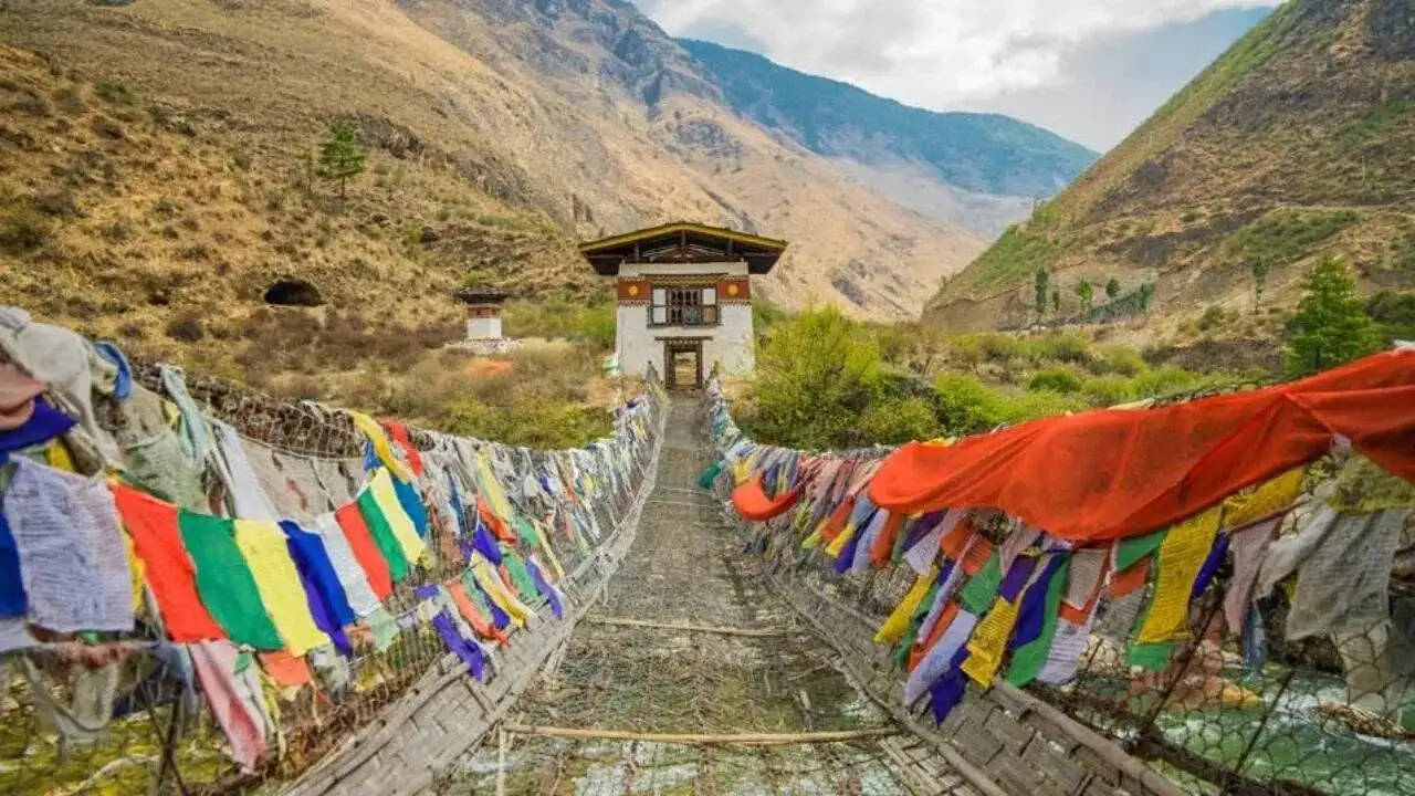 Travel Tips- दुनिया के यह देश बन गए हैं अपने ही नागरिकों के लिए दुश्मन, भूलकर भी ना जाएं इस जगह जानें का प्लान
