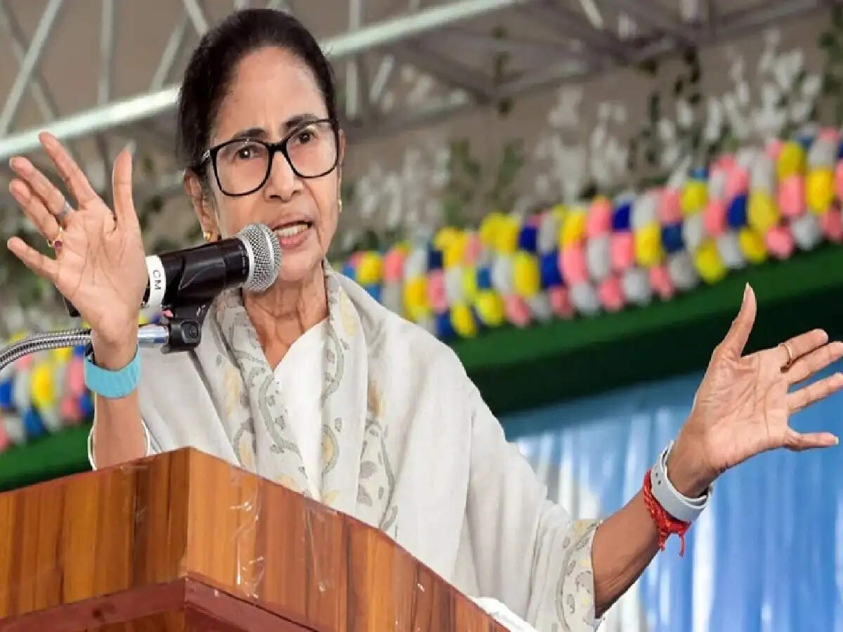 West Bengal Politics: तृणमूल कांग्रेस में भूचाल; दो सांसदों ने इस्तीफा दिया, 20 से ज़्यादा से नहीं हो पाया संपर्क