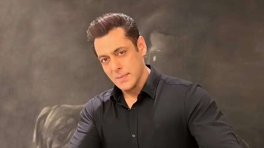 Entertainment News-&nbsp;आमीर, अक्षय, शाहरुख की ठुकराई फिल्मों को अपनाकर सलमान बने गए सुपरस्टार, जानिए पूरी डिटेल्स