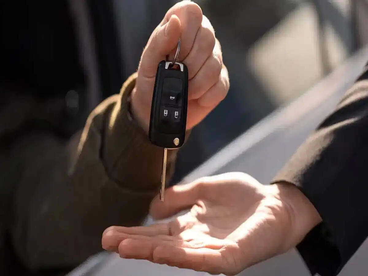 Automobile Update- सेकेंड हैंड कार खरीदने की सोच रहे हैं, तो इन बातों का रखें ध्यान