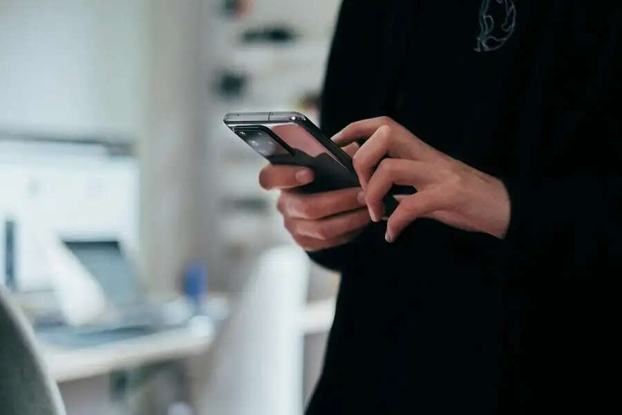 Smart Phone Tips-&nbsp;क्या आप सेकंड हैंड फोन खरीदने की तैयारी कर रहे है, तो इन बातों का रखें ध्यान