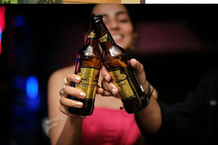 Beer Tips-&nbsp;बोतल या कैन, किसमें होती हैं सस्ती बीयर, जानिए पूरी डिटेल्स