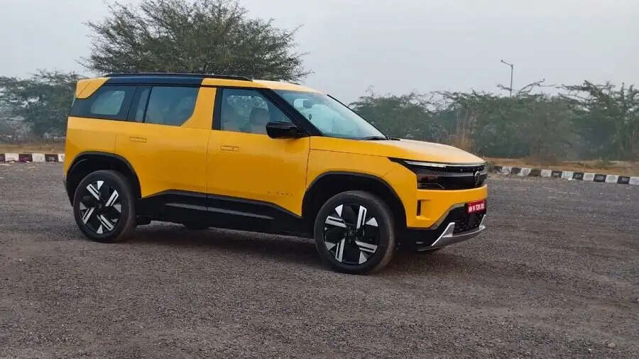 Automobile Tips-&nbsp;Tata Sierra&nbsp;के कितने की आती है और उसके कितने वेरिएंट्स आते हैं, आइए जानें