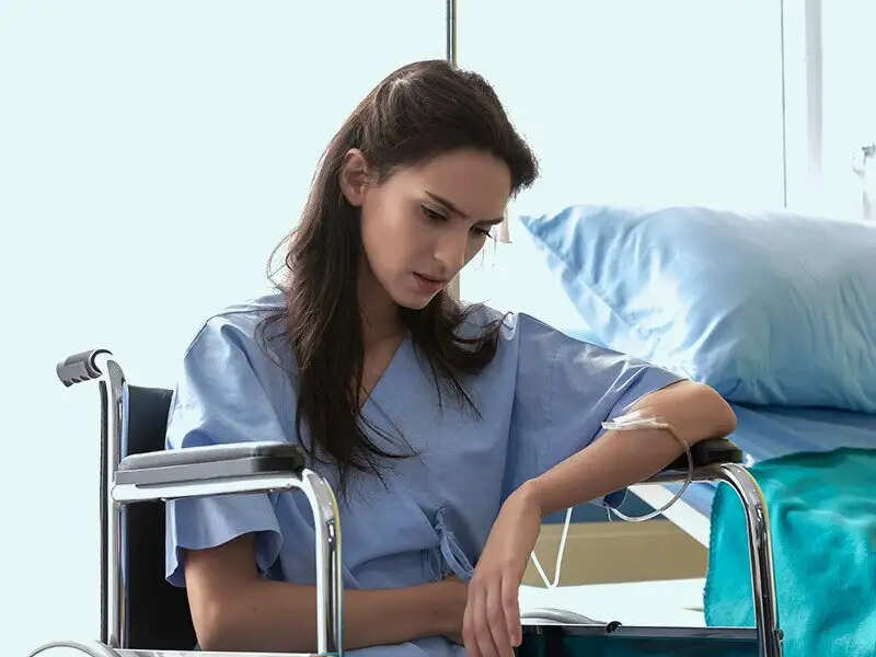 Health Tips- घर में किसी के पड़ गया हैं लकवे का दौरा, तो तुरंत करें उपाय