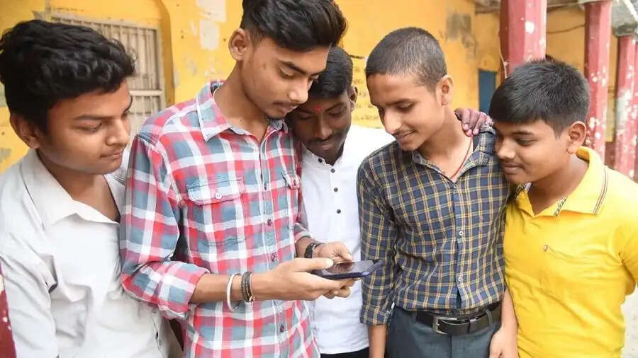 Result 2025-  TBSE&nbsp;ने 10वीं और 12वीं परीक्षा 2025 का परिणाम जारी किया,&nbsp; ऐसे करें चेक