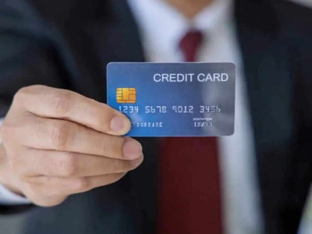 Credit Card Rules- क्रेडिट कार्ड यूज करने वालों के लिए जरूरी खबर, जान लिजिए नए नियम