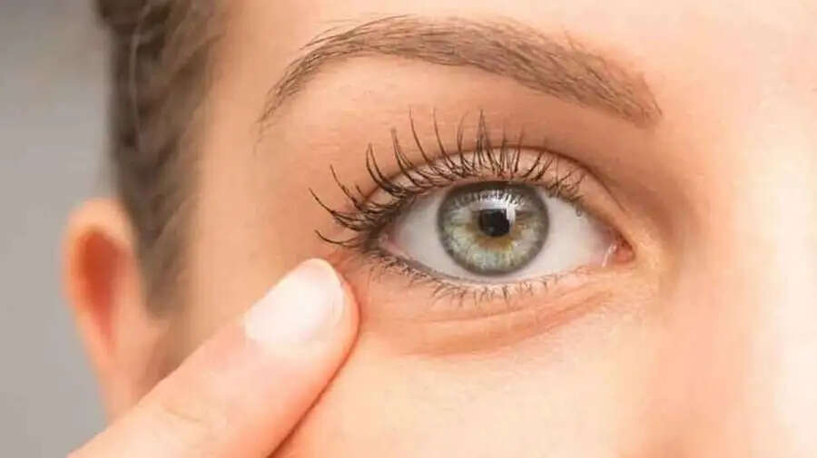 Eye Care Tips-&nbsp;&nbsp;आंखों की रोशनी बनाए रखने के लिए इस विटामिन की होती हैं जरूरत, जानिए इसके बारे में