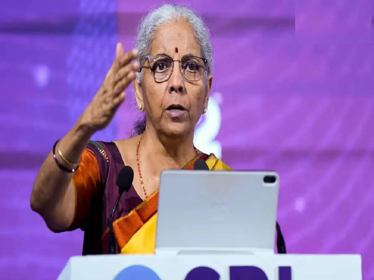 बजट 2026 का असर: जूते होंगे सस्ते, शराब पड़ेगी भारी — जानें किसे राहत और किसे झटका