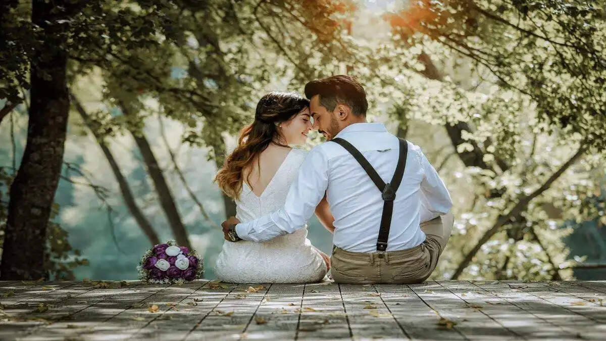 Relationship Tips- अपने पार्टनर को भूलकर भी ना करें ये वादे, जानिए इनके बारे में