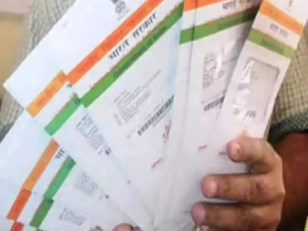 Aadhaar Card में ऑनलाइन सुधार कैसे करें: पूरी स्टेप-बाय-स्टेप जानकारी