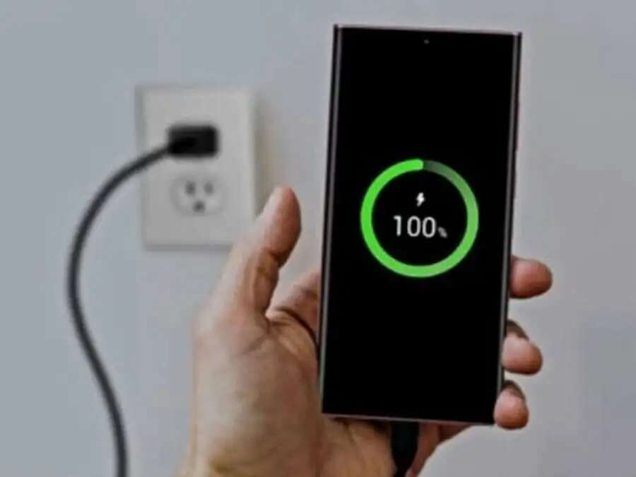 Phone Tips-&nbsp;फोन को भूलकर भी नहीं करना चाहिए&nbsp;100%&nbsp;चार्ज ना, फोन हो जाता हैं खराब
