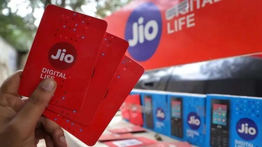 Jio Recharge Plan- क्या जियो सिम यूज करते हैं, तो आपके लिए ये किफायती प्लान रहेंगे बेस्ट