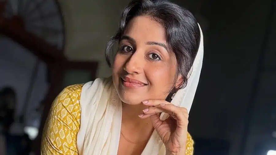 Entertainment News- टीवी की वो मशहूर हसिनाएं जो फैमस होने के बाद भी हो गई गुम, जानिए पूरी डिटेल्स