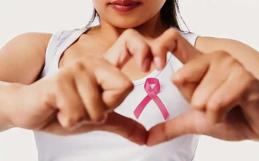 Health Tips-&nbsp;ब्रेस्ट कैंसर होने पर दिखाई देते हैं ये लक्षण, नजरअंदाज करने से हो सकता हैं नुकसान
