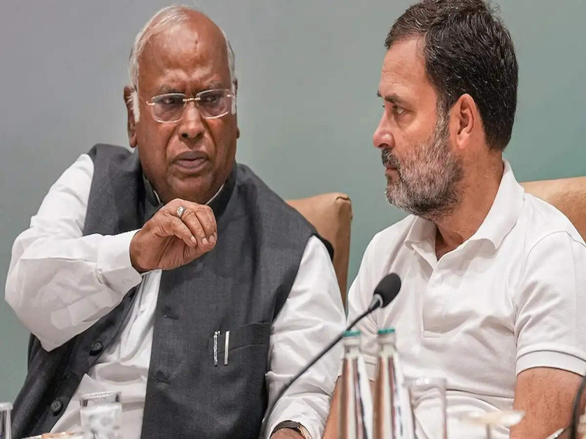Politics News- UP विधानसभा चुनावों के लिए कांग्रेस का मास्टरप्लान, 160 सीटें, 3 कैटेगरी और जीत का गणित