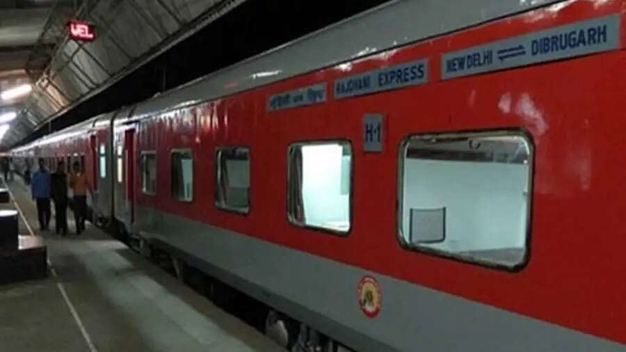 Train Rules-&nbsp; ट्रेन और प्लेन यात्रा के दौरान शहीदों के परिवारवालों को मिलती हैं भारी छूट. जानिए पूरी डिटेल्स