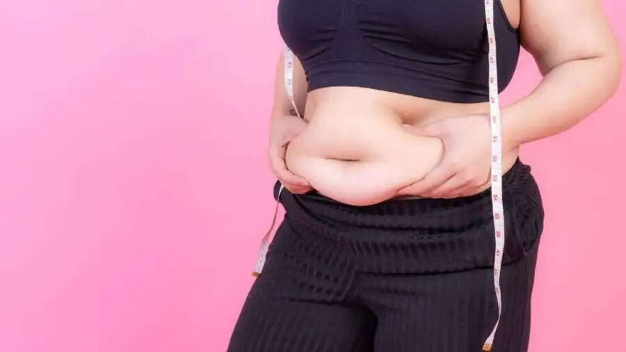 Health Tips- पेट पर जमीं चर्बी पिगल कर आ जाएगी बाहर, आज ही पीना शुरु करें ये ड्रिंक्स