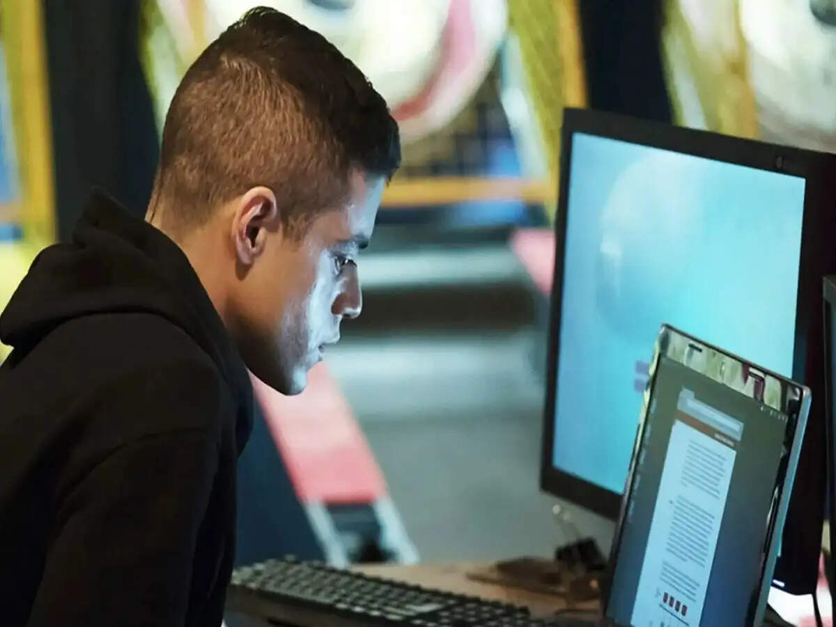 Technology Tips- क्या फोन और लैपटॉप देखते स्क्रीन देखते ही आपकी आंखें जलती है, तो तुरंत कर लिजिए ये सेटिंग