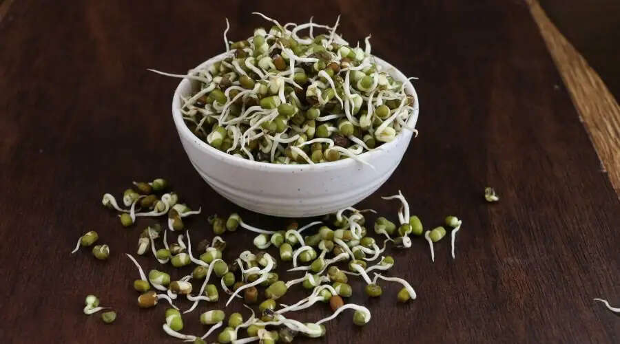 Health Tips-&nbsp;क्या मूंग दाल के स्प्राउट्स से गैस बनती हैं, तो ऐसे करें सेवन