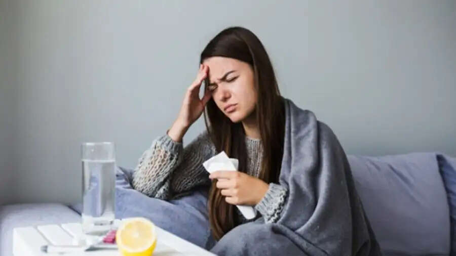 Health Tips-&nbsp;&nbsp;बदलते मौसम में भूलकर भी नहीं करना चाहिए इन चीजों का सेवन, जानिए पूरी डिटेल्स