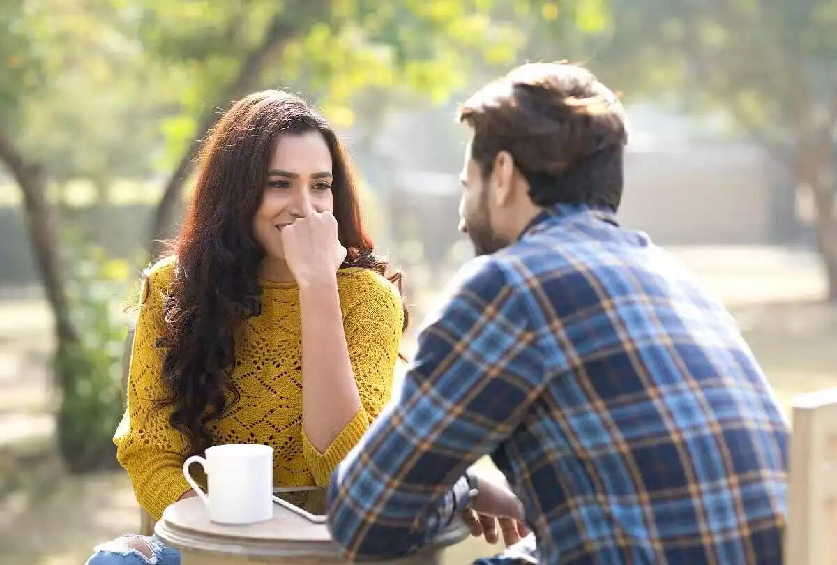 Relationship Tips-महिलाएं पुरुषों की इन आदतों को करती हैं नोटिस, जानिए पूरी डिटेल्स