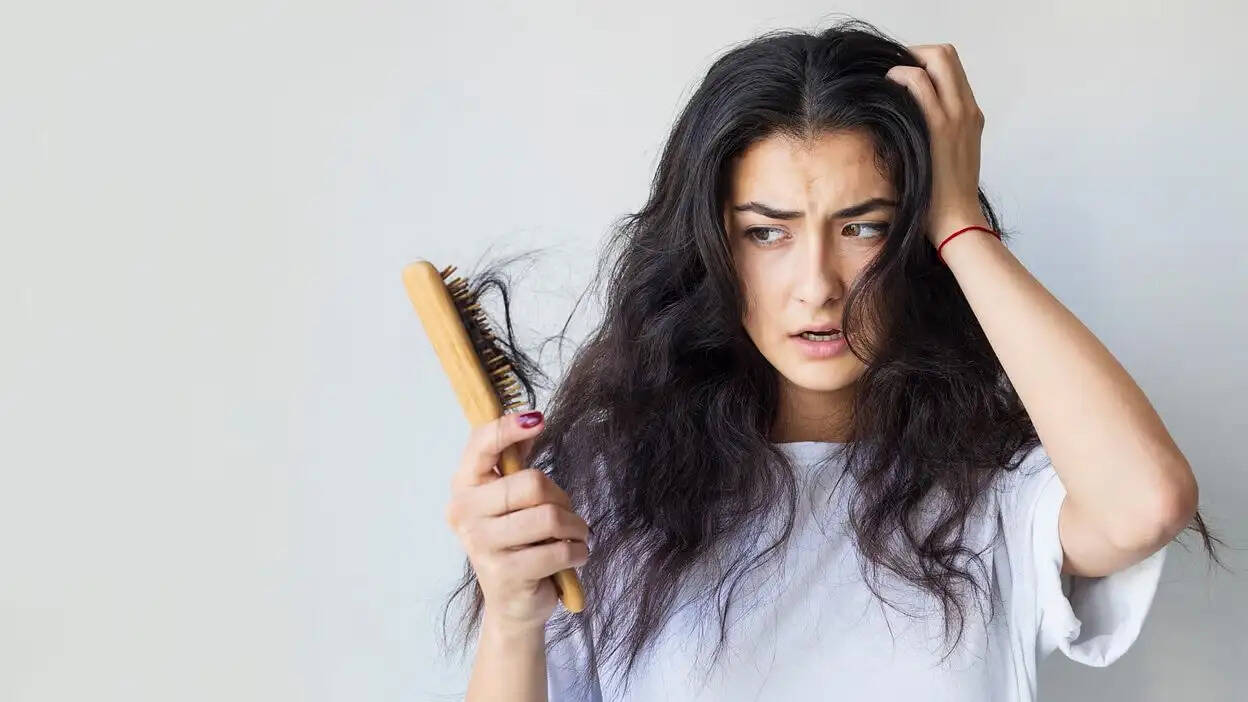 Hair Care Tips-  बालों में अंडा लगाने के फायदे जानकर हैरान हो जाएंगे आप, जानिए पूरी डिटेल्स