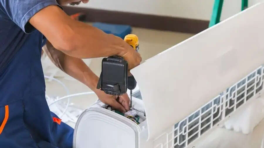 AC Tips-  क्या कई दिनों से&nbsp;AC&nbsp;बंद हैं, चालू करने से पहले इन बातों का रखें ध्यान