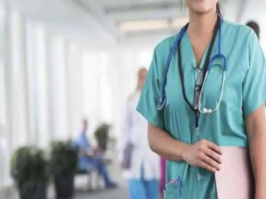 Salary of Nurse-&nbsp;क्या आप जानते हैं ब्रिटेन में कितनी होती हैं नर्स की सैलरी, आइए जानते हैं