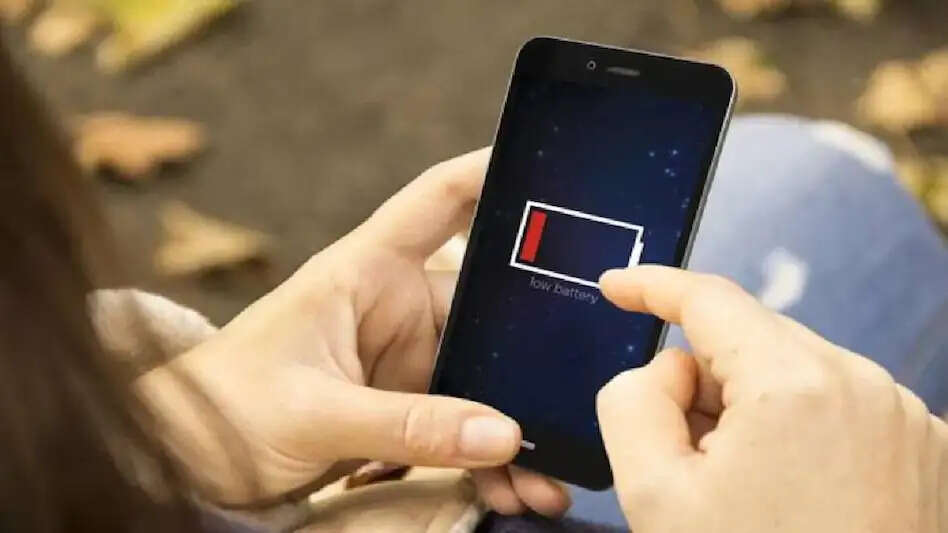 Smartphone Tips- आपके स्मार्टफोन की बैटरी पीते हैं ये एप्स, जानिए इनक बारे में
