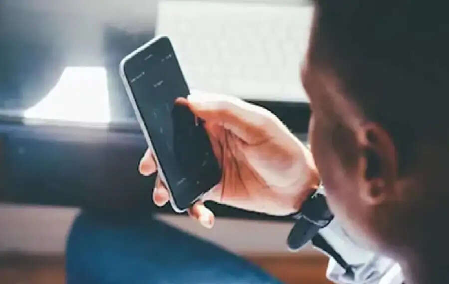 Smartphone Tips- क्या आपका फोन चोरी हो गया हैं, अब खुद आएगा घर, जानिए इस तकनीक के बारे में