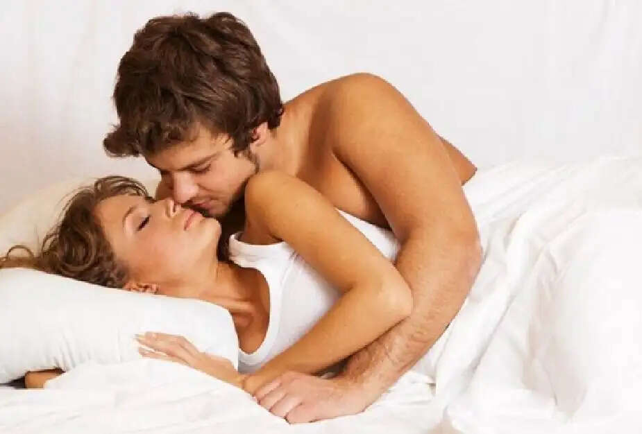 Relationship Tips: शारीरिक संबंध बनाने के तुरंत बाद भूल कर भी ना करें ये गलतियां, वरना आपका रिलेशन हो जाएगा तबाह