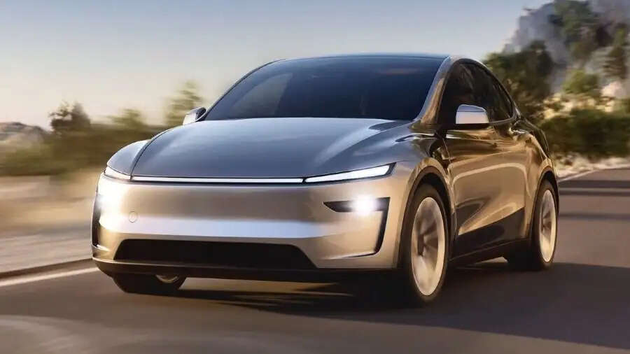 Tesla Cars-&nbsp;टेस्ला की ये कारें फुल चार्ज होने पर चलती हैं&nbsp;500 km&nbsp;से भी ज्यादा, जानिए इनके बारे में