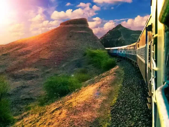 Travel Tips- क्या आप भारत के खूबसूरत ट्रेन रूट के बारे में जानते हैं, चलिए जानते हैं