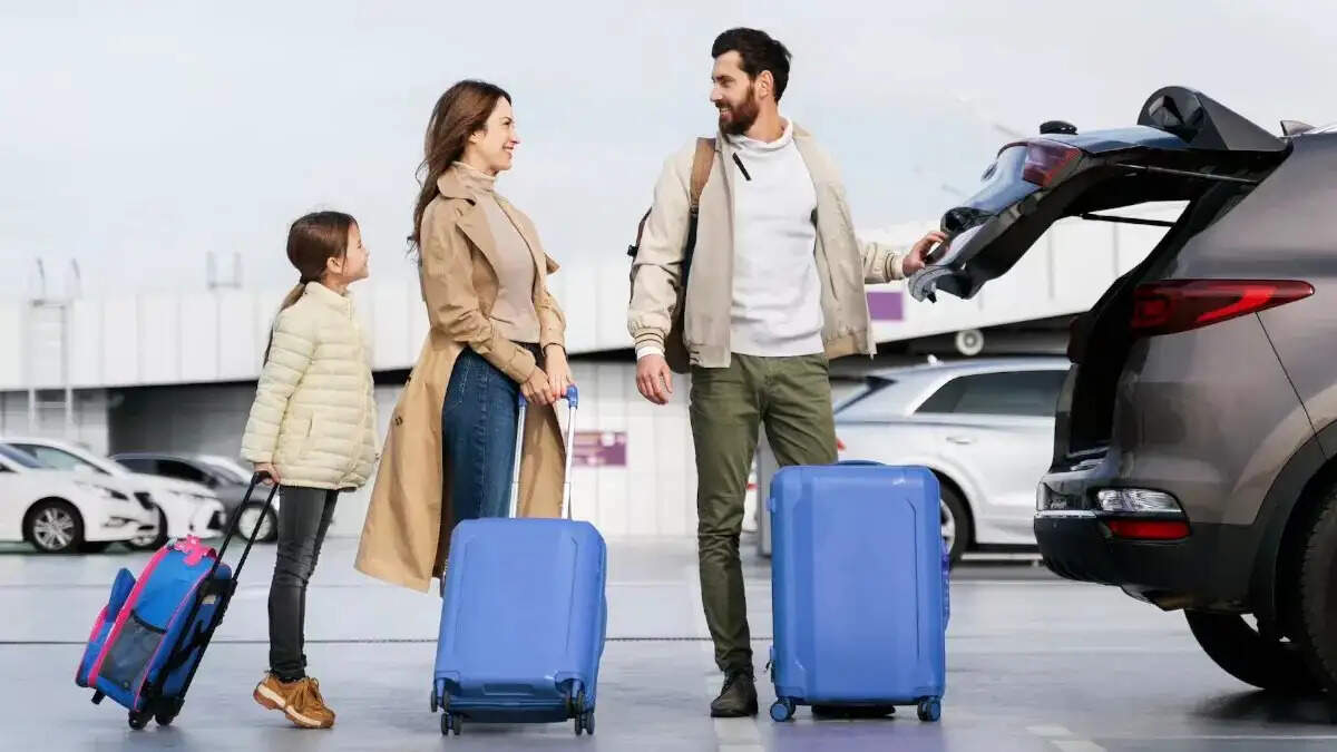 Travel Tips- क्या आप विदेश घूमने जा रहे हैं, लैंग्वेज बन रही हैं परेशानी, जानिए इसका हल