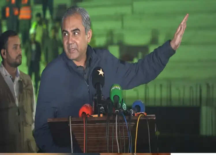 BREAKING: PCB ने BCCI  के सामने घुटने टेके, चैंपियंस ट्रॉफी के लिए हाइब्रिड मॉडल को किया स्वीकार