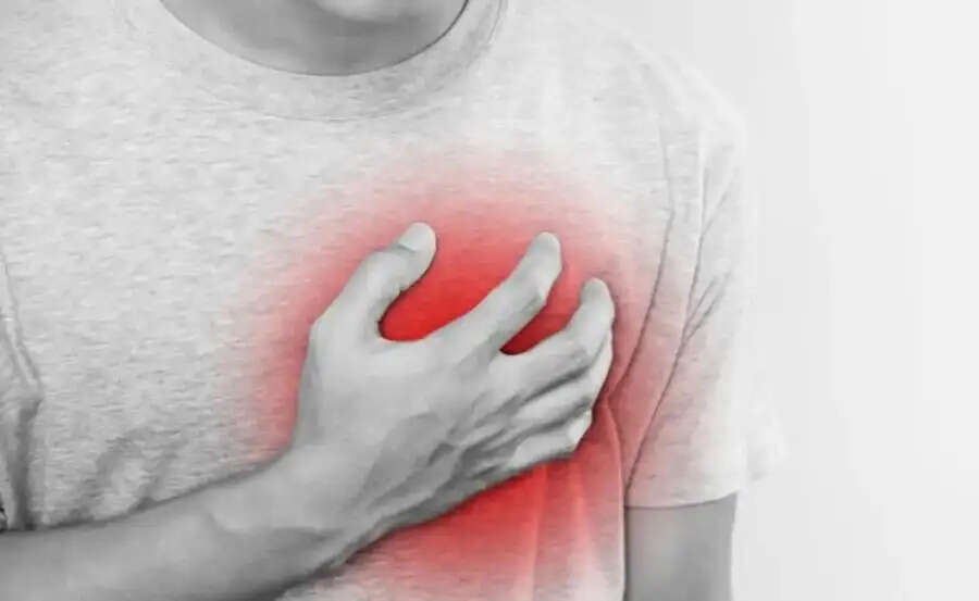 Health Tips- आखिर क्यों छोटी उम्र में हार्ट अटैक आता है, आइए जानते हैं इनके बारे में
