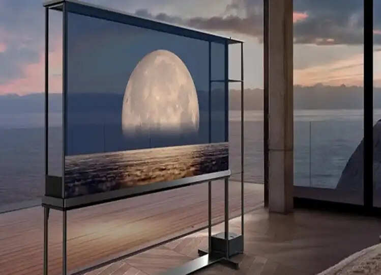 दुनिया का पहला ट्रांसपेरेंट OLED TV हुआ लॉन्च, कीमत है 2BHK फ्लैट के बराबर