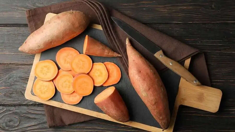 Health Tips- शकरकंद का सेवन इन बीमारियों से दिलाता हैं राहत, जानिए कैसे करें सेवन
